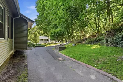114 Field Street, West Springfield, MA 01089 - Photo 29