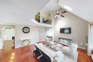 1 Jonathan Cir, Worcester, MA 01604 - Photo 3