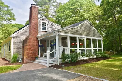 64 Roseland Ter, Barnstable, MA 02648 - Photo 3