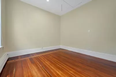 307 Austin St, New Bedford, MA 02740 - Photo 9