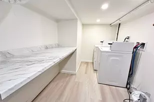 420 Sumner St, Boston, MA 02128 - Photo 17