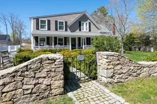 39 Ryder Ln, Marion, MA 02738 - Photo 1
