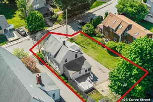 25 Curve St, Newton, MA 02465 - Photo 37