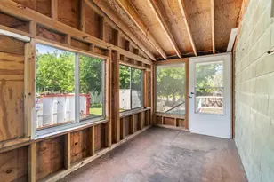 25 Curve St, Newton, MA 02465 - Photo 19