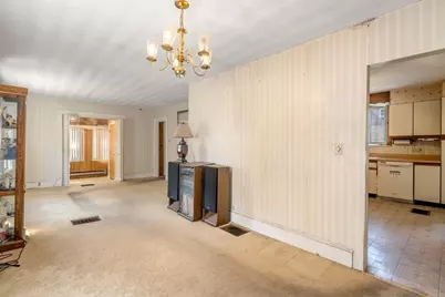 25 Curve St, Newton, MA 02465 - Photo 13