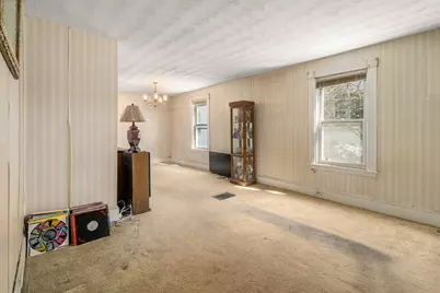 25 Curve St, Newton, MA 02465 - Photo 9
