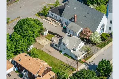 25 Curve St, Newton, MA 02465 - Photo 33
