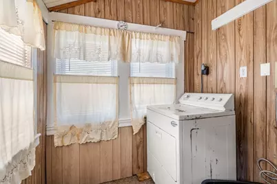 25 Curve St, Newton, MA 02465 - Photo 23