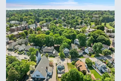 25 Curve St, Newton, MA 02465 - Photo 35