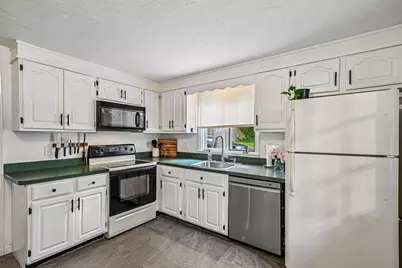 69 Gates St, Framingham, MA 01701 - Photo 11