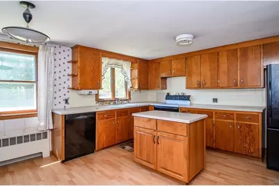4 Hickory Rd, Natick, MA 01760 - Photo 3