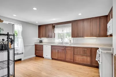 6 Fairview Ter, Woburn, MA 01801 - Photo 5