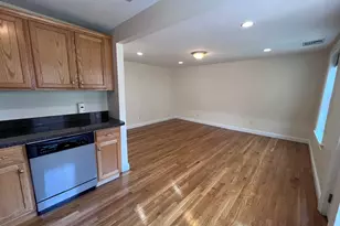 16 Gates St, Boston, MA 02127 - Photo 7