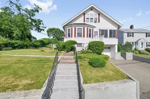 828 E Squantum St, Quincy, MA 02171 - Photo 35