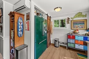 29 Jernegan Ave, Edgartown, MA 02539 - Photo 25