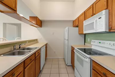 218 Reservoir St #103, Holden, MA 01520 - Photo 11