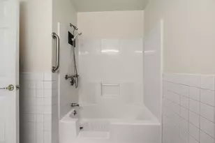 218 Reservoir St, Holden, MA 01520 - Photo 17
