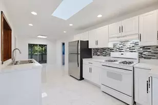 11 3rd Ave, Chelmsford, MA 01863 - Photo 5