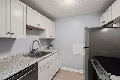 135 Grove Street #111, Rockland, MA 02370 - Photo 3