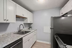 135 Grove St, Rockland, MA 02370 - Photo 3