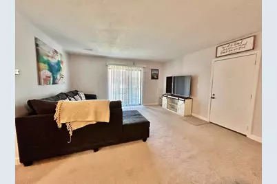 685 Oak Street #4-6, Brockton, MA 02301 - Photo 13