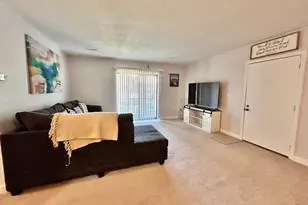 685 Oak St, Brockton, MA 02301 - Photo 13