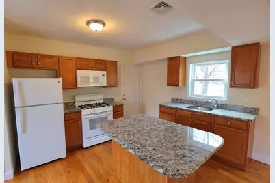 62 Lincoln Street #2, Fitchburg, MA 01420 - Photo 7