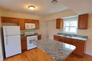 62 Lincoln St, Fitchburg, MA 01420 - Photo 7