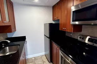5 Grove St, Boston, MA 02114 - Photo 5
