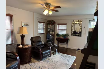 353 Massasoit, East Providence, RI 02914 - Photo 9