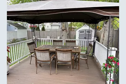 353 Massasoit, East Providence, RI 02914 - Photo 17