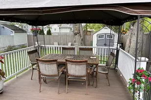 353 Massasoit, East Providence, RI 02914 - Photo 17