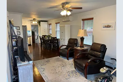 353 Massasoit, East Providence, RI 02914 - Photo 5