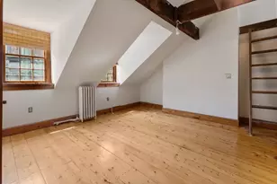 31 Myrtle St, Boston, MA 02114 - Photo 17