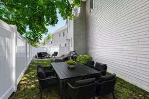 328 Village St, Medway, MA 02053 - Photo 37