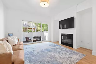 328 Village St, Medway, MA 02053 - Photo 15