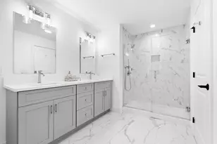 328 Village St, Medway, MA 02053 - Photo 21