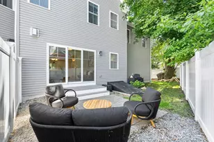 328 Village St, Medway, MA 02053 - Photo 35