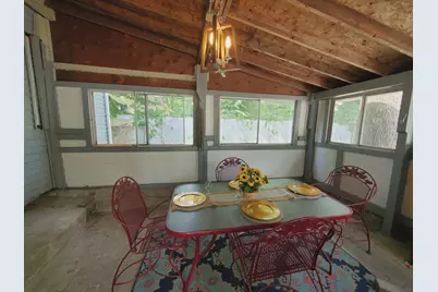725 Bay St, Springfield, MA 01109 - Photo 21