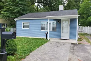 725 Bay St, Springfield, MA 01109 - Photo 1