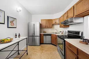 289 Elm St, Medford, MA 02155 - Photo 7