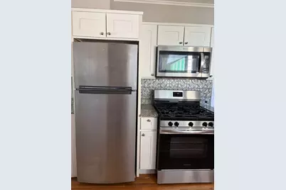 23 Waters Ave, Everett, MA 02049 - Photo 5