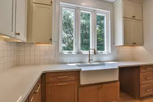 29 Cox St, Hudson, MA 01749 - Photo 13