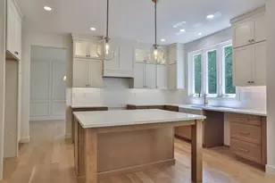 29 Cox St, Hudson, MA 01749 - Photo 9