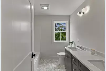 29 Cox Street, Hudson, MA 01749 - Photo 27