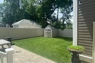 91 Anawan Ave, Boston, MA 02132 - Photo 27