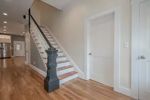 91 Anawan Ave, Boston, MA 02132 - Photo 3