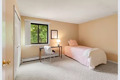 5 Hallmark Gardens #12, Burlington, MA 01803 - Photo 13
