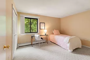 5 Hallmark Gdns, Burlington, MA 01803 - Photo 13