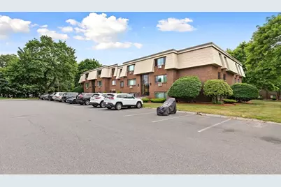 5 Hallmark Gardens #12, Burlington, MA 01803 - Photo 19